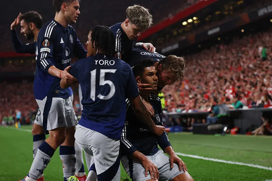 Manchester United ligde yine kayıp: Altay Bayındır 90 dakika forma giydi - 2