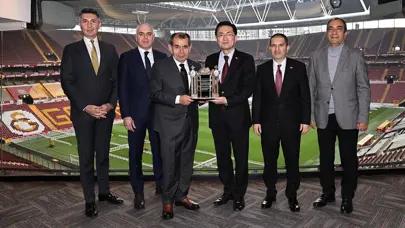 Dursun Özbek, Güney Kore Ankara Büyükelçisi'ni RAMS Park'ta ağırladı