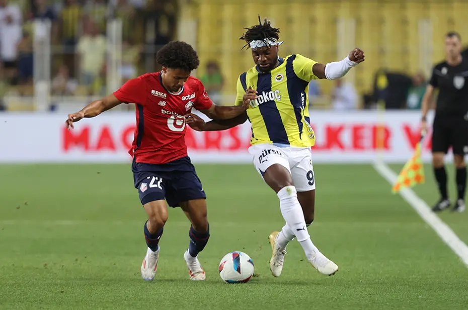 Fenerbahçe - Lille maçından kareler: Mourinho'dan Tadic sürprizi - 5 Fenerbahçe - Lille maçından kareler: Mourinho'dan Tadic sürprizi - 5