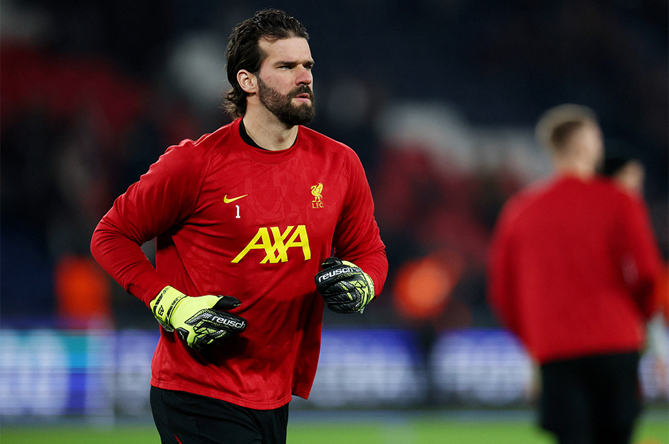 "Kaleye Alisson, orta sahaya İlkay" | Sporun manşetleri