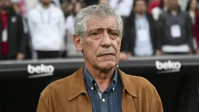 Fernando Santos yeni takımına imza attı
