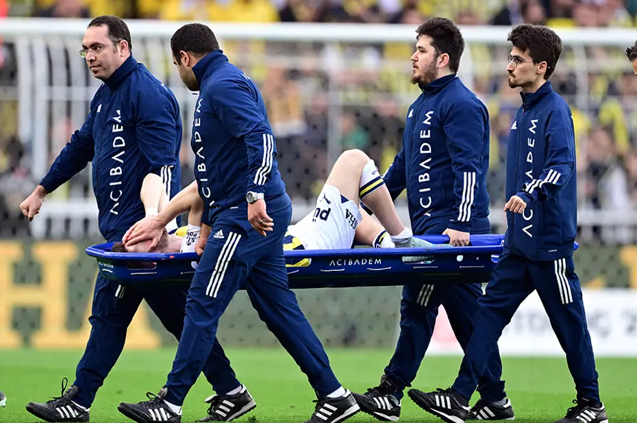 Fenerbahçe'de 30 milyon euroluk plan altüst oldu - 3