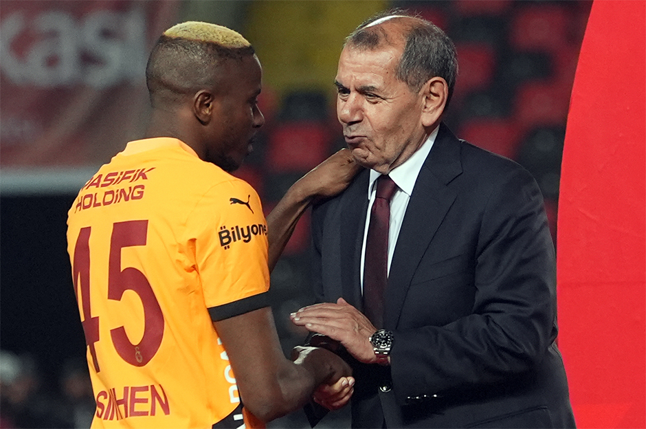 Meğer iddia edilen rakamlar değilmiş: İşte Galatasaray'ın Osimhen'e yaptığı son teklif