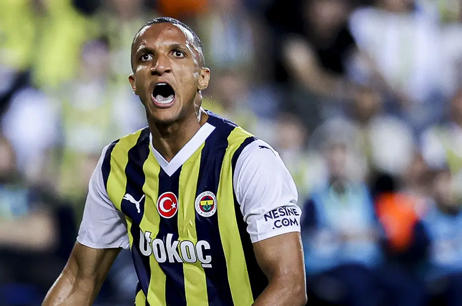 Mourinho 2 ismin biletini kesti: Fenerbahçe'de 12 milyon euroluk ayrılık - 3