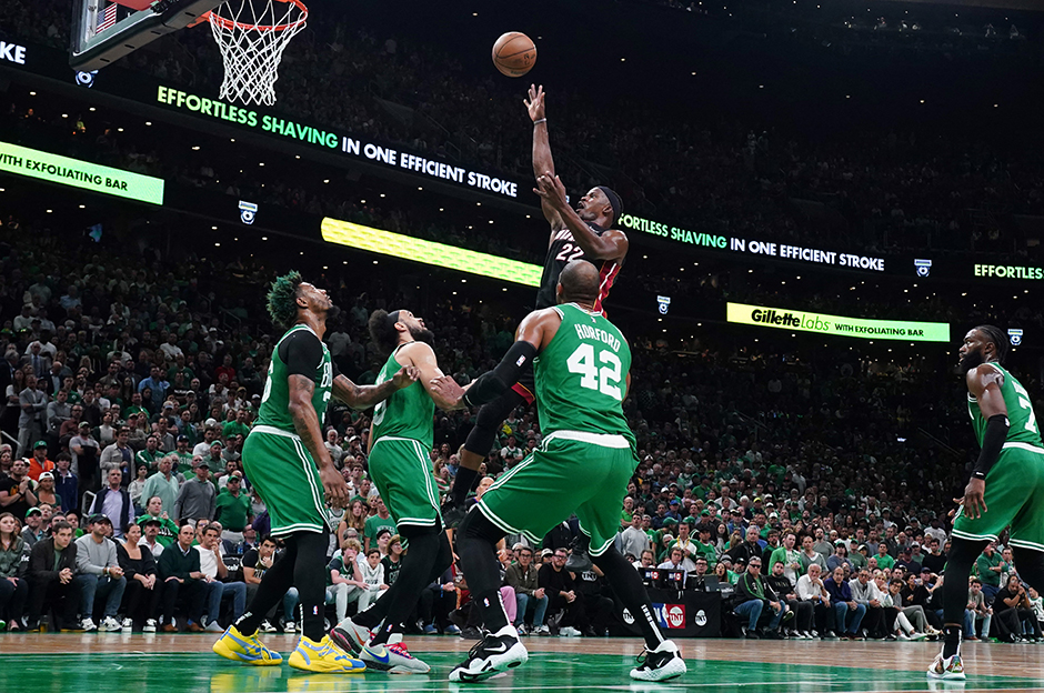 NBA'de finalin adı belli oldu! Türk basketbolcu da orada olacak