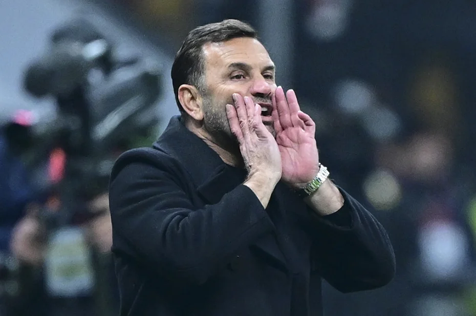 Okan Buruk'tan transferde ters köşe: Galatasaraylıların beklemediği açıklama - 1 Okan Buruk'tan transferde ters köşe: Galatasaraylıların beklemediği açıklama - 1