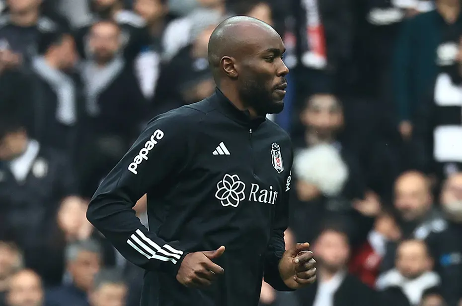 Hüseyin Yücel "Gidiyor" dedi, Serdal Adalı izin vermedi: Beşiktaş'ta sürpriz gelişme - 3