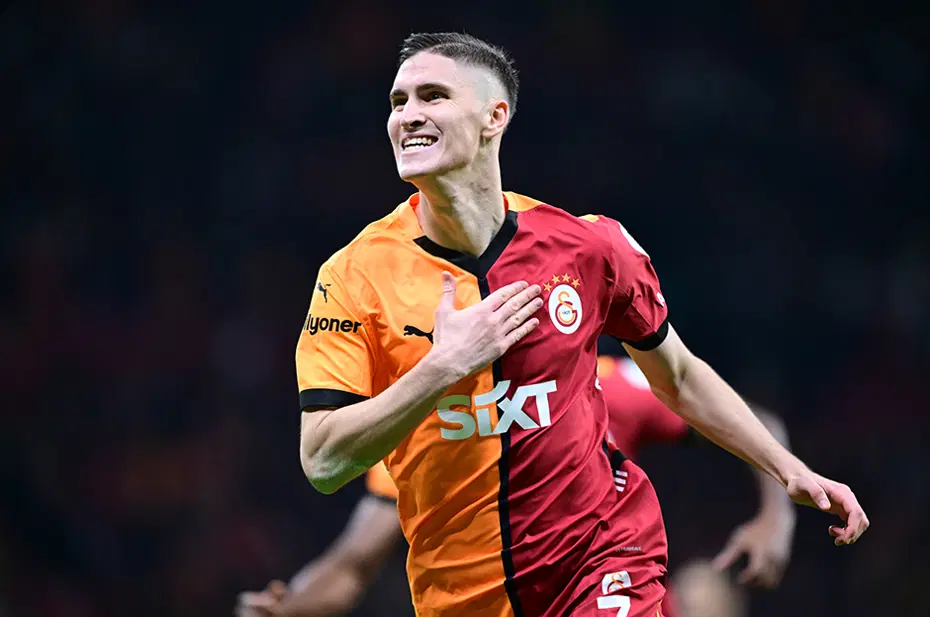 Okan Buruk'tan son karar çıktı: Merakla beklenen 3 isimden biri belli oldu - 3
