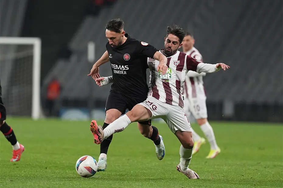 Süper Lig'e son bilet: Fatih Karagümrük-Bandırmaspor maçı ne zaman, saat kaçta, hangi kanalda? İlk 11'ler - 2 Süper Lig'e son bilet: Fatih Karagümrük-Bandırmaspor maçı ne zaman, saat kaçta, hangi kanalda? İlk 11'ler - 2