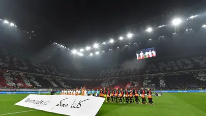 Şampiyonlar Ligi maçlarından önce Türkiye'ye destek mesajı