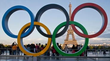 Paris Olimpiyatları'nda iş yükü artacak belediye çalışanları ek ücret talebiyle gösteri düzenledi
