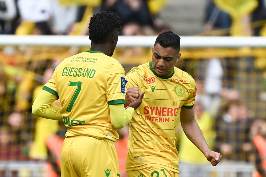 Mustafa Muhammed'in başı dertte: "Homofobi" nedeniyle ağır ceza alabilir