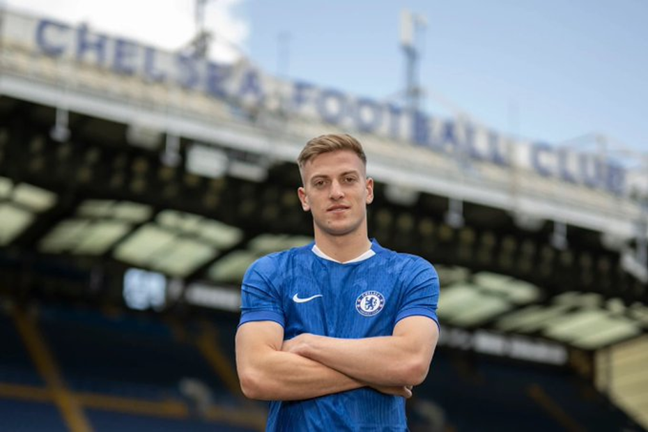 Manchester United'ın gözdesi Chelsea'ye imza attı - 4 Manchester United'ın gözdesi Chelsea'ye imza attı - 4