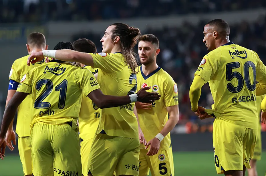Fenerbahçe'nin Süper Lig'de 2023-2024 sezonu fikstürü, derbi maçları ve detaylar - 19
