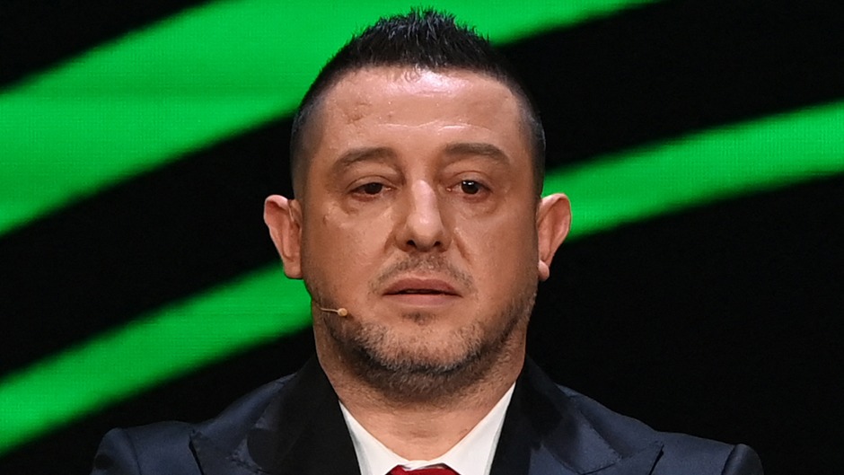 Nihat Kahveci Fenerbahçe'nin Kurtarıcısını Buldu: İsmail Yüksek! "Avrupa'da Geçmez Ama Bize Yeter!"