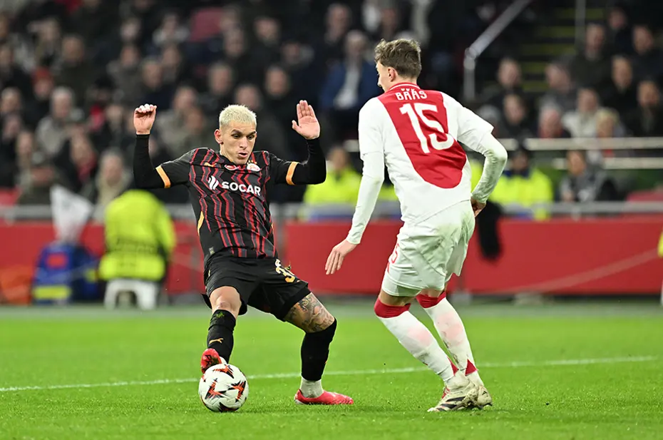 Lucas Torreira'dan ayrılık sinyali: "Ne olacağını göreceğiz" - 4 Lucas Torreira'dan ayrılık sinyali: "Ne olacağını göreceğiz" - 4