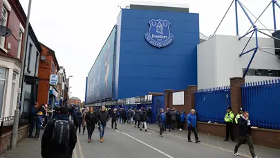 Premier Lig'in finansal kurallarına uymayan Everton'ın başı dertte