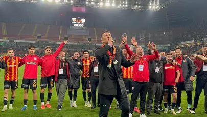 Jakirovic neşteri vuracak: Kayserispor'da 8 ismin sözleşmesi sona eriyor Jakirovic neşteri vuracak: Kayserispor'da 8 ismin sözleşmesi sona eriyor