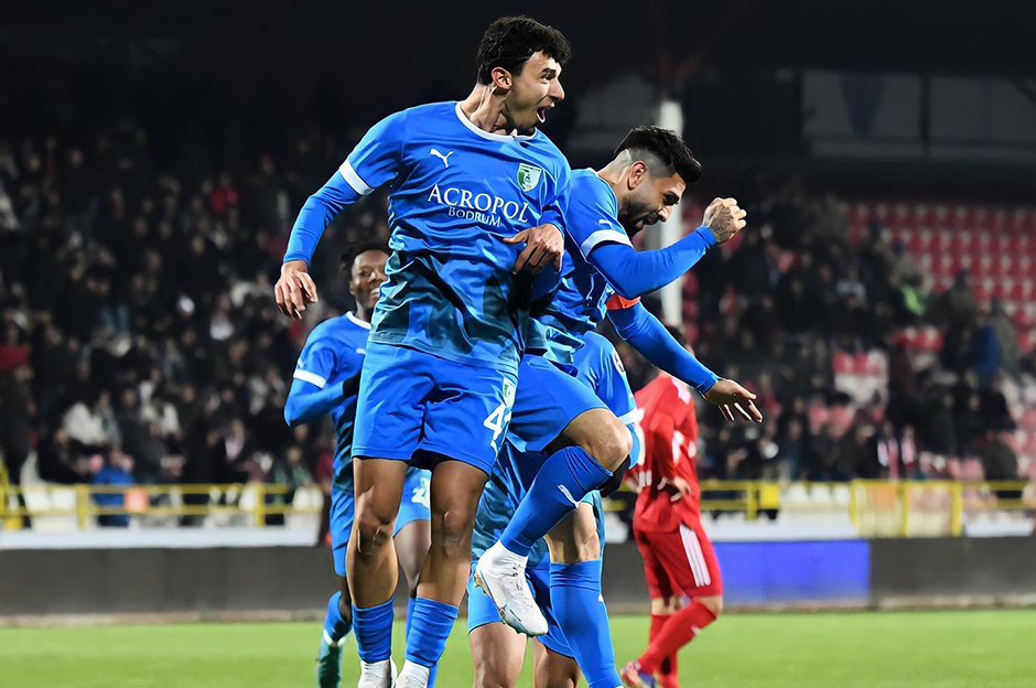 1. Lig'de Gökdeniz Bayrakdar fırtınası