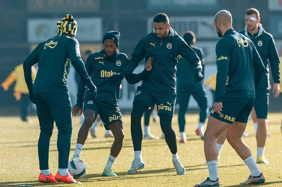 İspanya'da gündem oldu: Fenerbahçe'den Sevilla'ya "beklenmedik kış yardımı" - 4