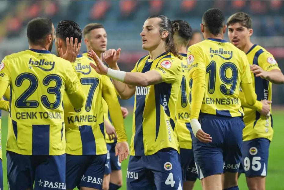 Fenerbahçe'de ayrılık çanları 8 isim için çalıyor - 2