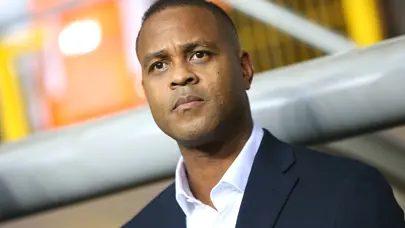 Adana Demirspor, Patrick Kluivert ile yollarını ayırdı