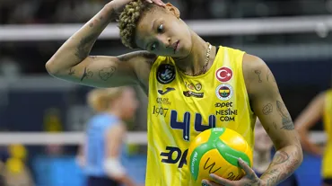 Şampiyonlar Ligi maçı öncesi Fenerbahçe'den Vargas ve Cristina kararı