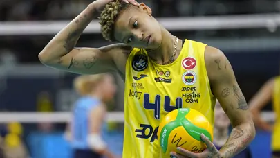 Şampiyonlar Ligi maçı öncesi Fenerbahçe'den Vargas ve Cristina kararı