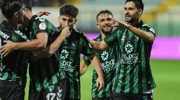 Kocaelispor, İstanbulspor deplasmanında farklı kazandı