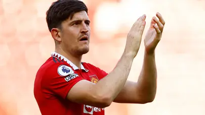 Harry Maguire'ın yerine iki isim: ManU'da stoper adayları netleşiyor