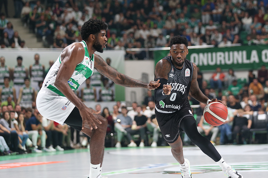 Nefes kesen maçta kazanan Bursaspor İnfo Yatırım