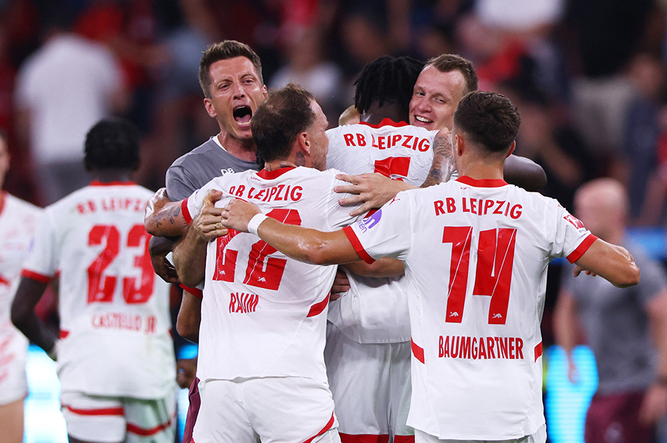 Leipzig'den Leverkusen deplasmanında müthiş geri dönüş