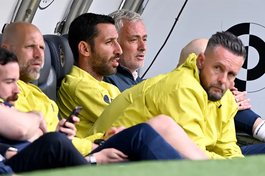 Mourinho maç sonu resmen açıkladı: "3 ayrılan isim olacak" - 5