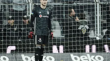 Sezonun en kritik maçında Loris Karius'a zoraki görev