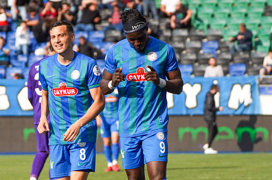 Süper Lig'in son haftasında 7 gol ve farklı galibiyet: Sezonu rekorla bitirdi