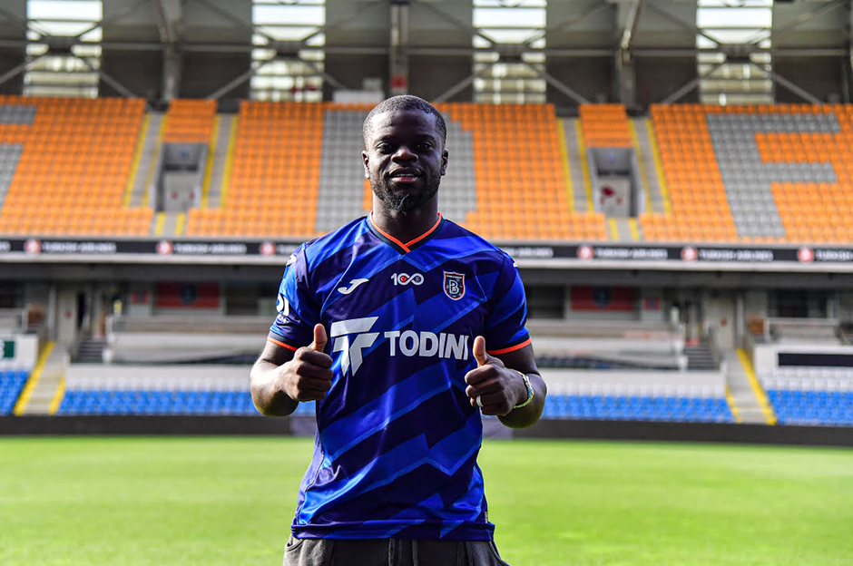 Kayserispor'dan ayrılan Kemen, Başakşehir'e imza attı