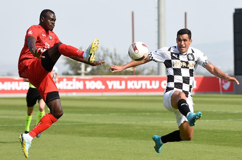 1. Lig maçında 90'dan sonra gol yağmuru