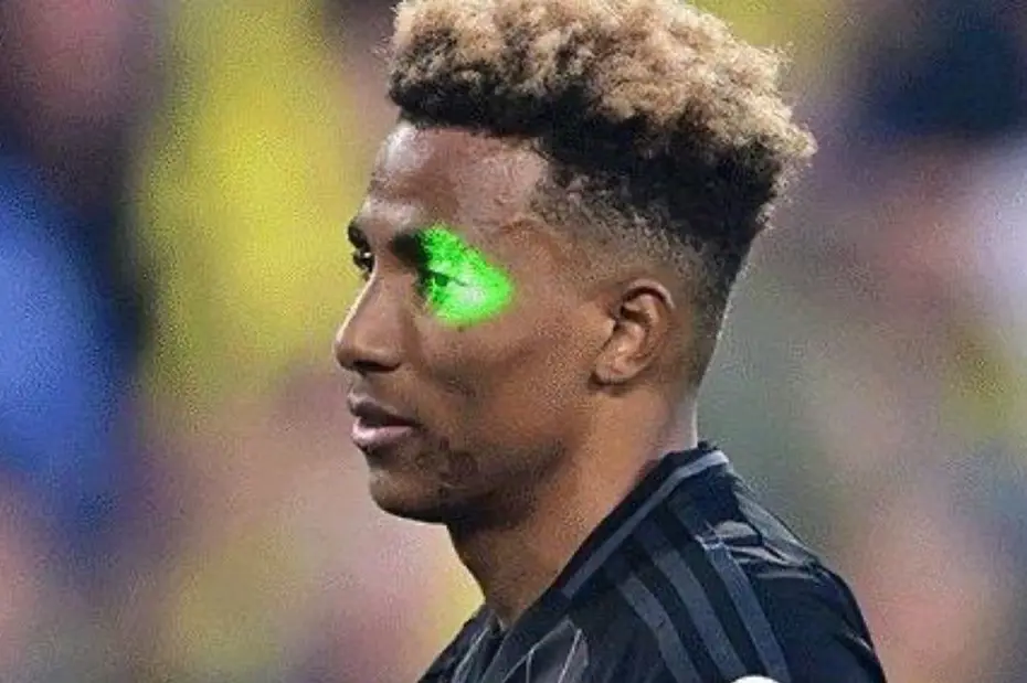 Gedson Fernandes'e lazer tutan taraftarın ifadesi ortaya çıktı, cezası belli oldu - 2