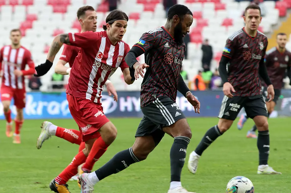 Beşiktaş'ta Şenol Güneş'ten N'Koudou kararı - 4