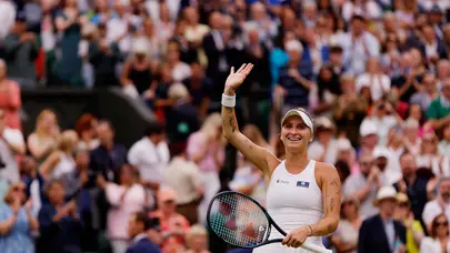60 yıl sonra ilk: Wimbledon'da tek kadınlarda ilk finalist Vondrousova