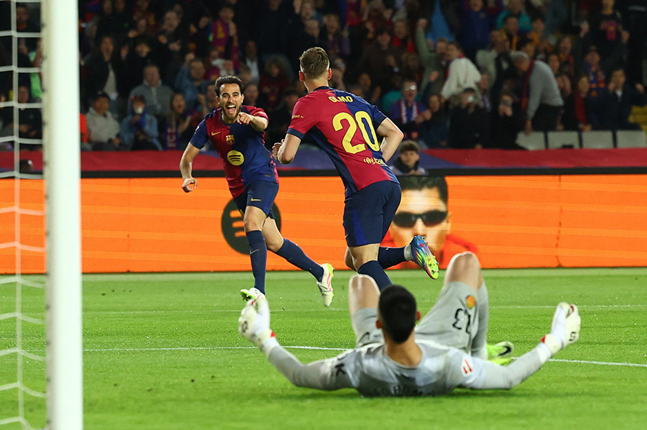 Dani Olmo, Barcelona'yı ipten aldı