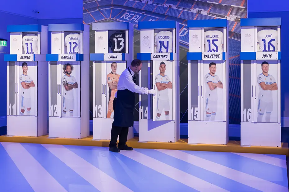 Real Madrid'den ilginç girişim: Futbolcuların dolapları satışa çıkarıldı - 7 Real Madrid'den ilginç girişim: Futbolcuların dolapları satışa çıkarıldı - 7