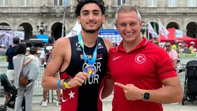 Milli triatlon sporcusu Uğurcan Özer, İspanya'da üçüncü oldu