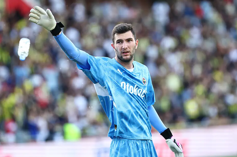 Jose Mourinho'dan bambaşka 11: Tam 8 isim kulübeye - 4