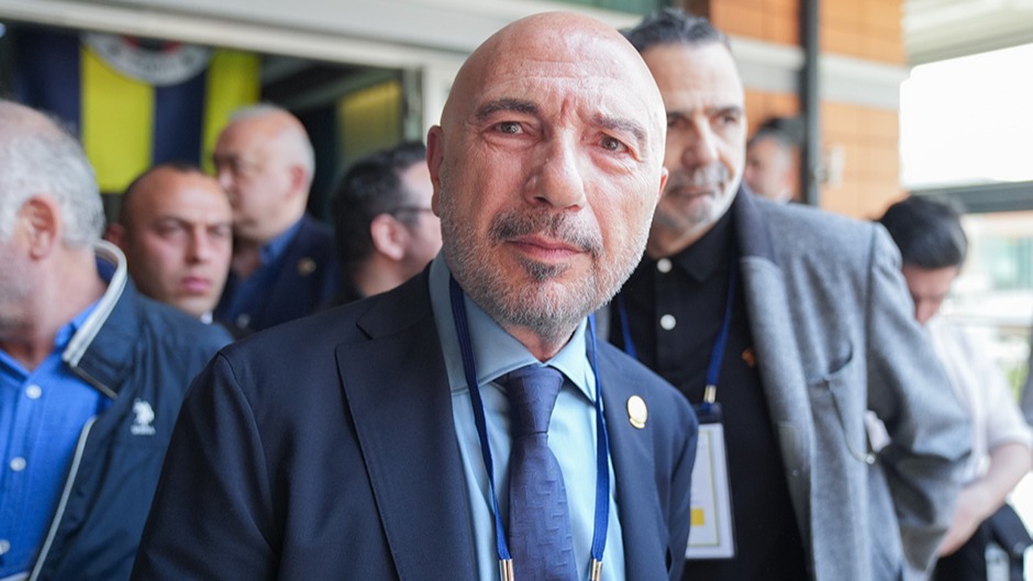 Fenerbahçe'de 'Birleşme' Rüzgarı Esiyor Ama Kapılar Daha Gıcırdamıyor!