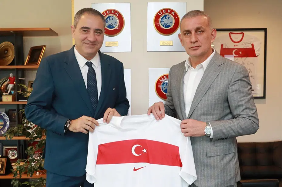 İbrahim Hacıosmanoğlu canlı yayında Galatasaray'ın istifa çağrısına cevap verdi - 11 İbrahim Hacıosmanoğlu canlı yayında Galatasaray'ın istifa çağrısına cevap verdi - 11