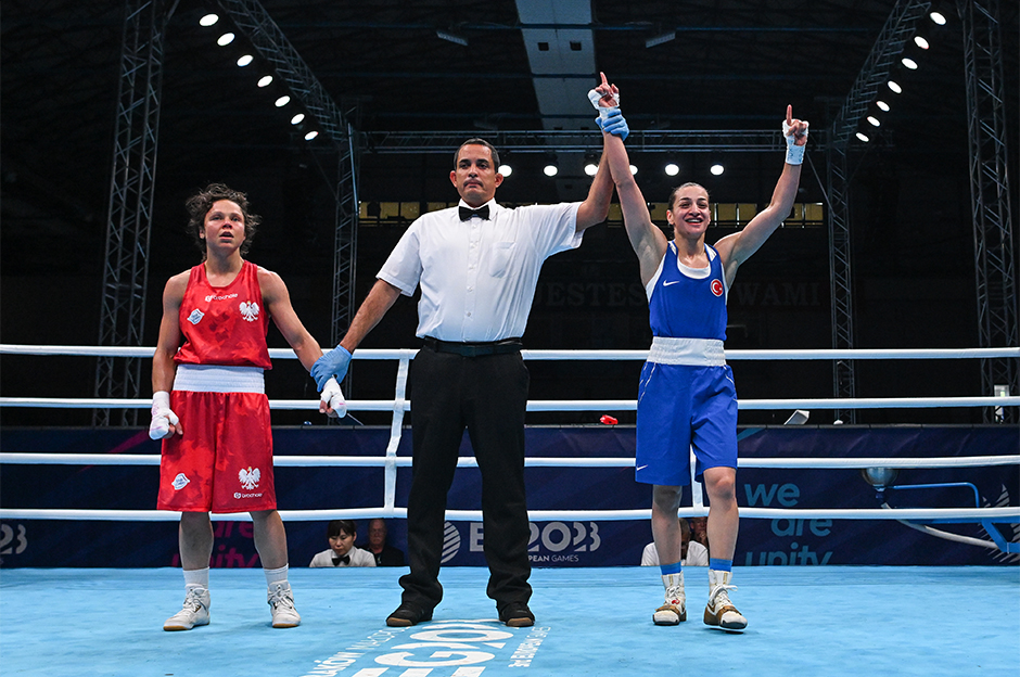 Buse Naz Çakıroğlu'ndan Avrupa Oyunları'nda altın madalya