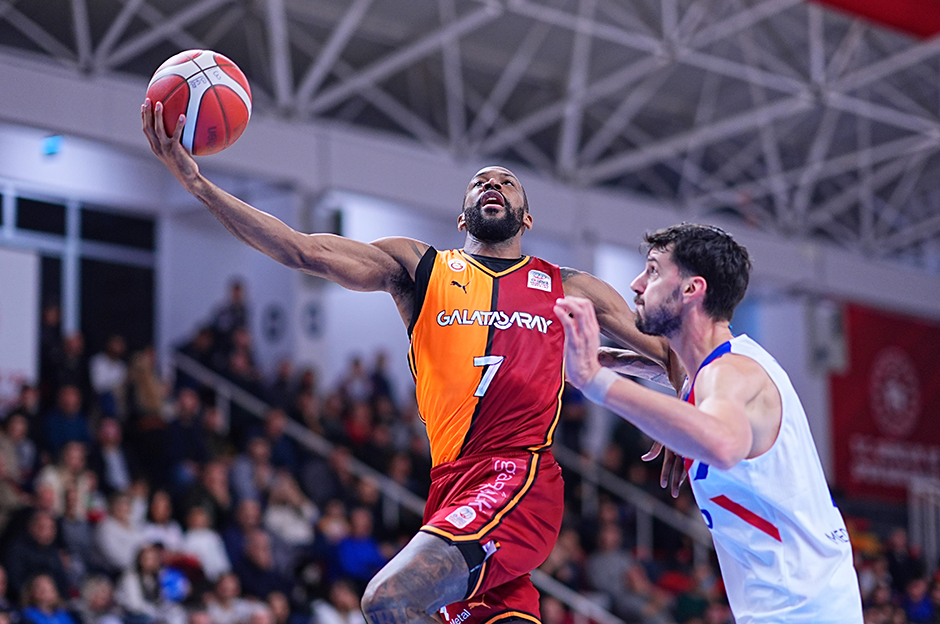 Galatasaray, Büyükçekmece'yi yendi