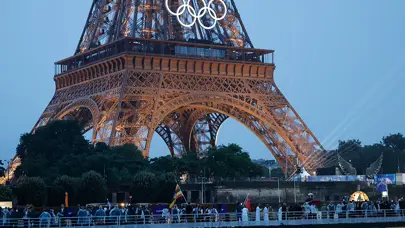 Paris 2024: Fırtına nedeniyle tren hattına düşen ağaçlar ulaşımı aksattı