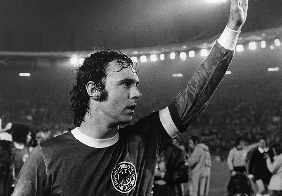 Dünyanın gelmiş geçmiş en iyi futbolcuları açıklandı: Zirve 2 ülke arasında olay çıkartır - 4